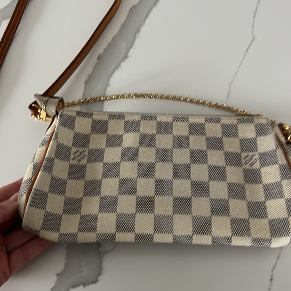 Louis Vuitton Damier Azur Eva Clutch Bag - Picture 3 of 10
